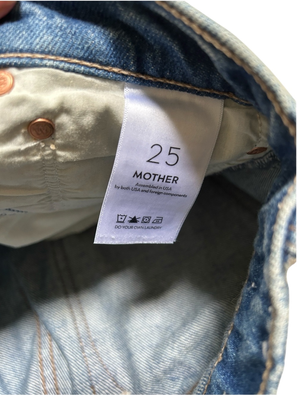 MOTHER Superior The Dodger Sneak Jeans Wipeout Medium Wash Size 25 - Picture 9 of 12